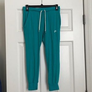 Nike sweat pants/capris